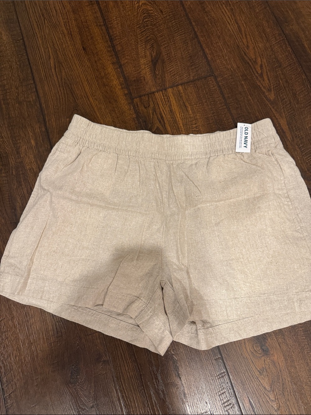 Old Navy Beige Elastic-Waist Linen-Blend Shorts